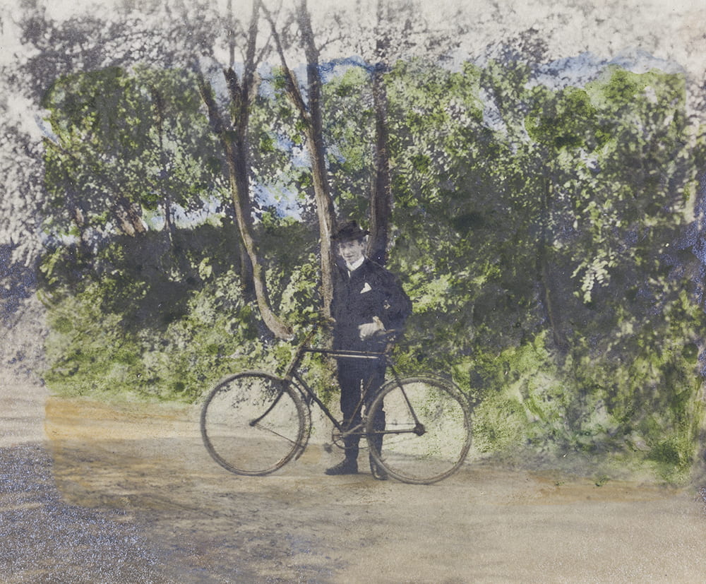George Woodhead with bicycle on Zekawei Road, Shanghai, September 1903. LD01-029.