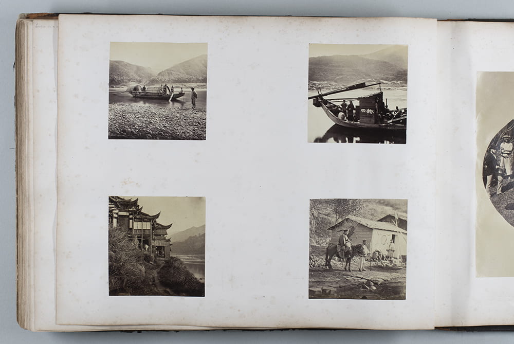 These square prints were made off one of a pair on stereoview negatives. Interestingly, Deborah Ireland points out that all four of these photographs were later reproduced in John Thomson’s books, ‘Foochow and the River Min’ or ‘China and Its People’. See Fr01-109, Fr01-110, Fr01-111 and Fr01-112. HPC ref: Fr01-p083.